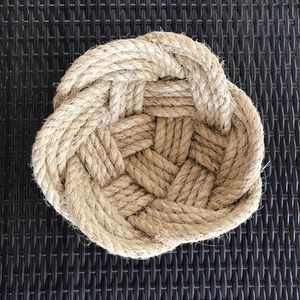 VINTAGE NAUTICAL KNOTTED ROPE BOWL / BASKET.
